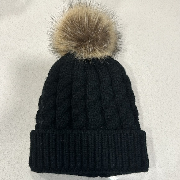 NWOT Simplicity Women\'s Winter Soft Knit Beanie Hat with Faux Fur Pom Poms OS main image 8